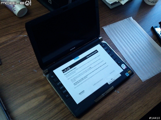 (開箱) Sony VAIO TT - 007 特別限量版 (新增圖片與 3D 遊戲測試 10/25/08)