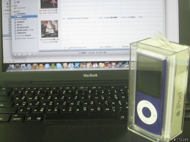 [新入手]iPod nano Purple 4th generation