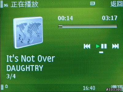 [採訪]Nokia N85OLED全彩幕 N79佈景主題隨背蓋變臉