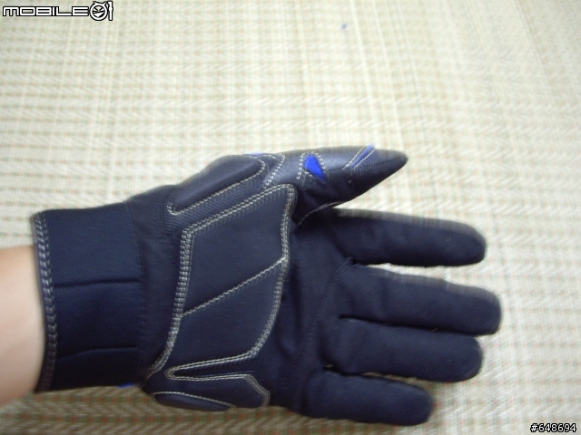 (開箱文)alpinestars的GP PRO和冬天專屬防水防寒手套NANKAI 349聯合開箱文(夾帶FF-5和27s)