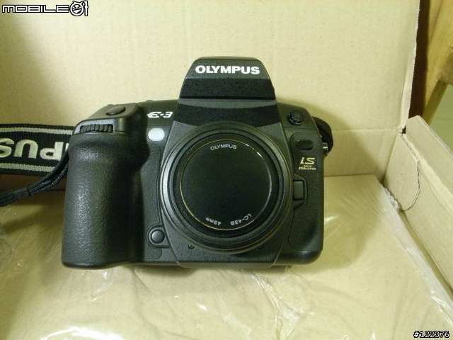 OLYMPUS ZD 25mm F2.8 餅乾鏡遮光罩 LH-43 開箱