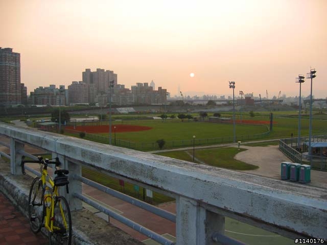 10/22基隆-淡水-新莊，單人休閒騎分享