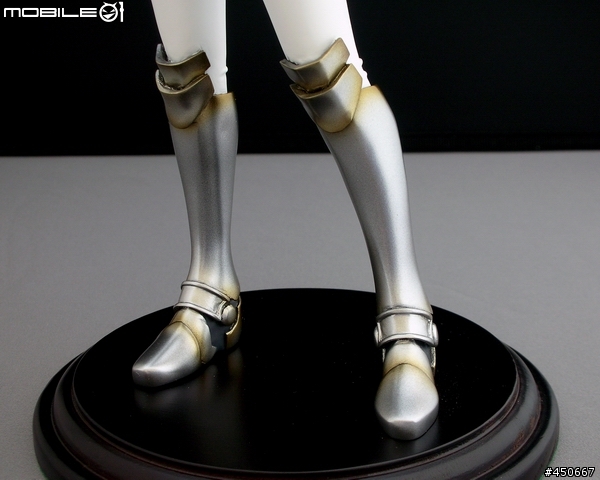 1/6 Saber 賽巴輕裝持劍