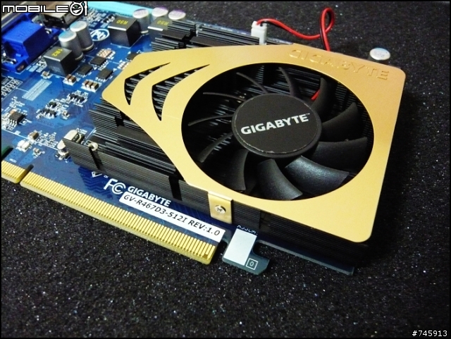 [簡單開箱文]技嘉 HD 4670 GDDR3 512M / 3DMark06測試