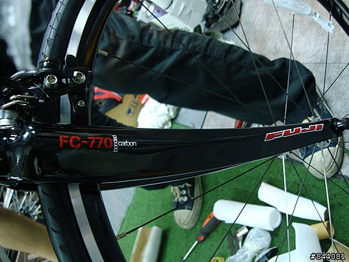我的第一台公路車09' Roubaix PRO 開箱囉