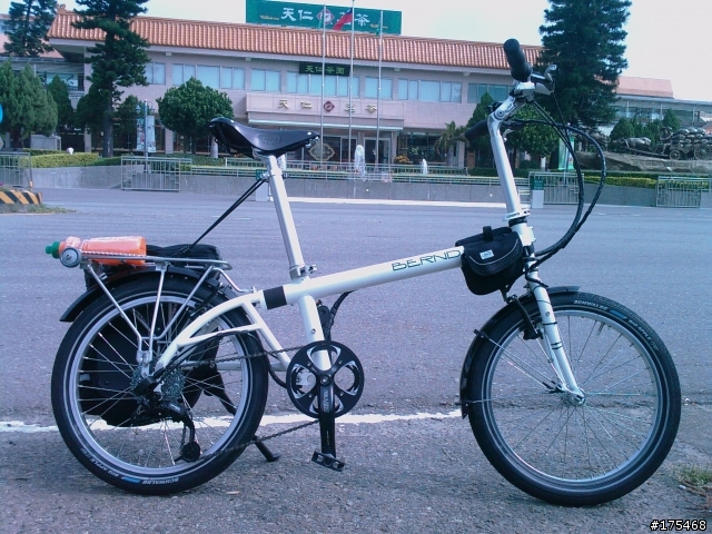 狂飆200公里， 從桃園騎小摺到南投看寶貝兒子