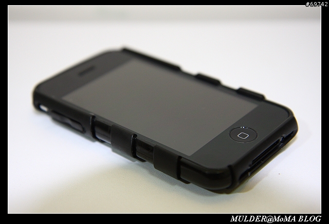 [MoMo桑分享] CapsuleRebel iPhone 3G 紅黑惡魔魚骨保護殼