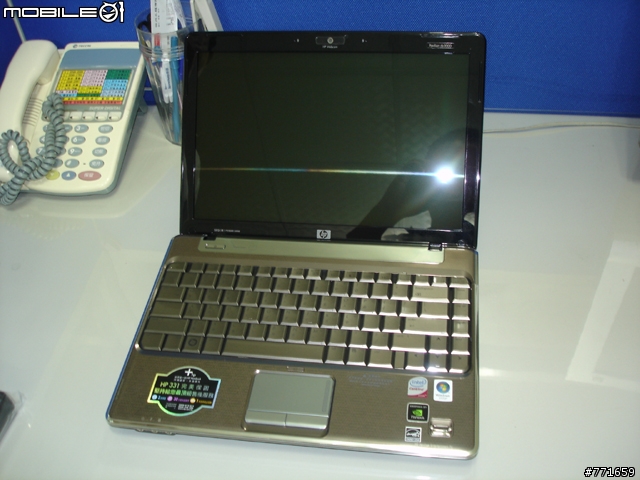 [開箱分享&Vista測試完成]HP Pavilion DV3508 ●光潮鉑金版● 開箱