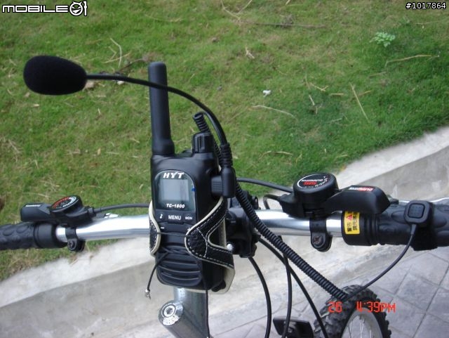 [開箱文分享]最新購入~無線電對講機 + 自行車專用通話器