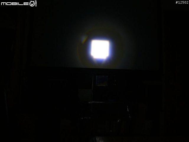 ● 採用CREE晶片的變焦手電筒比較「可當車燈用」(一)