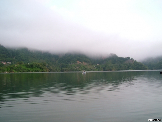 苗栗鯉魚潭夢幻美景