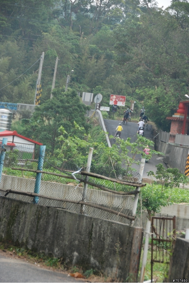 2008年11月08日 – 中大折成軍 + 三義車站→勝興車站→龍騰斷橋→鯉魚潭→泰安車站→后里車站