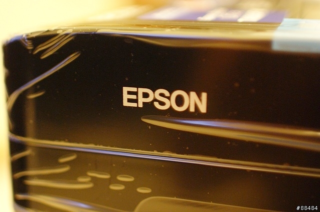 [開箱]十項全能無線傳真複合機-EPSON STYLUS TX600FW