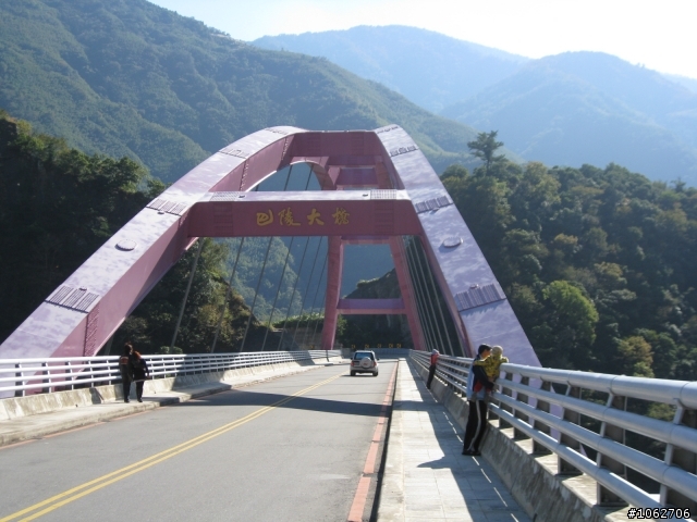 三個蒙面俠出沒在宇老大滿貫路上