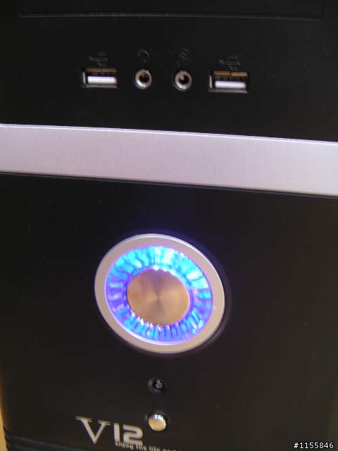 新購入便宜的小機殼 V12
