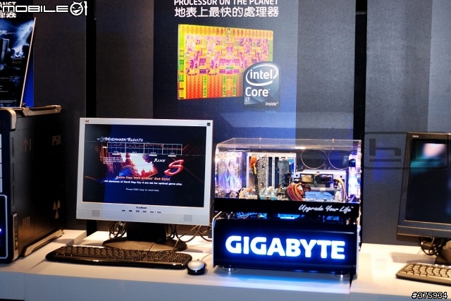 [08-11-18]  Intel i7 發表會-不專業報導(內含福利圖~^_^)