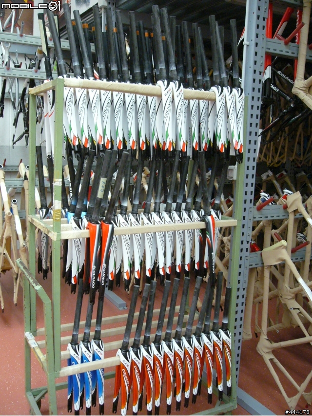 TOUR DI COLNAGO...