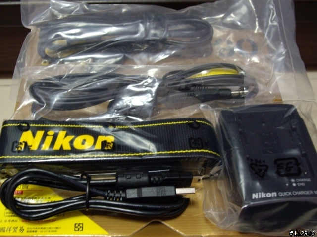 『快報』NIKON D90   新兵報到   小弟提『錢』入手了