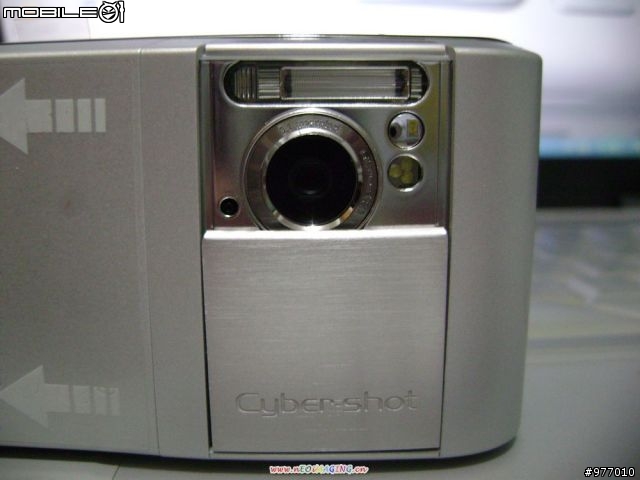 燒燙燙 來客唷~Sony ericssion C905 簡單開箱文