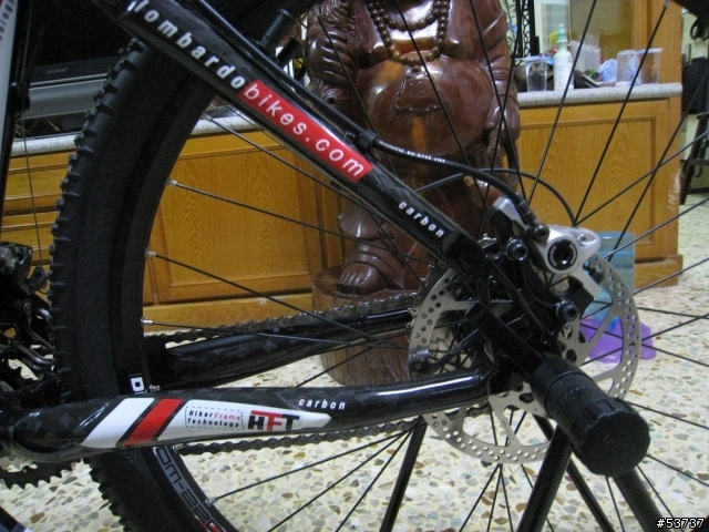 請各位大大幫我看看這台車子大概要多少錢啊?