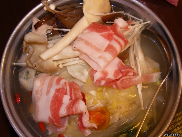 (高雄美食)康雍乾麻辣鍋