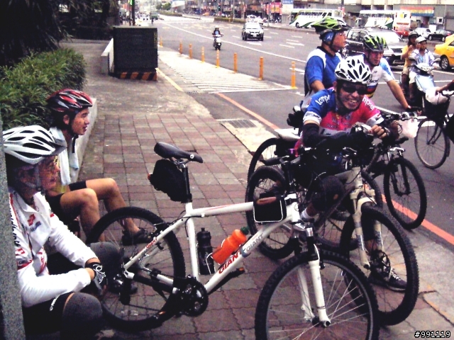 [11/8 跑馬古道影像分享)]11P完成越野,但有一點小遺憾