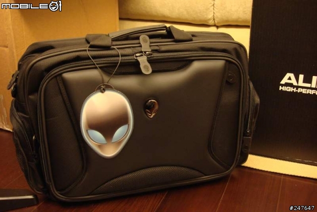 [開箱分享] ALIENWARE  AREA-51 m17x
