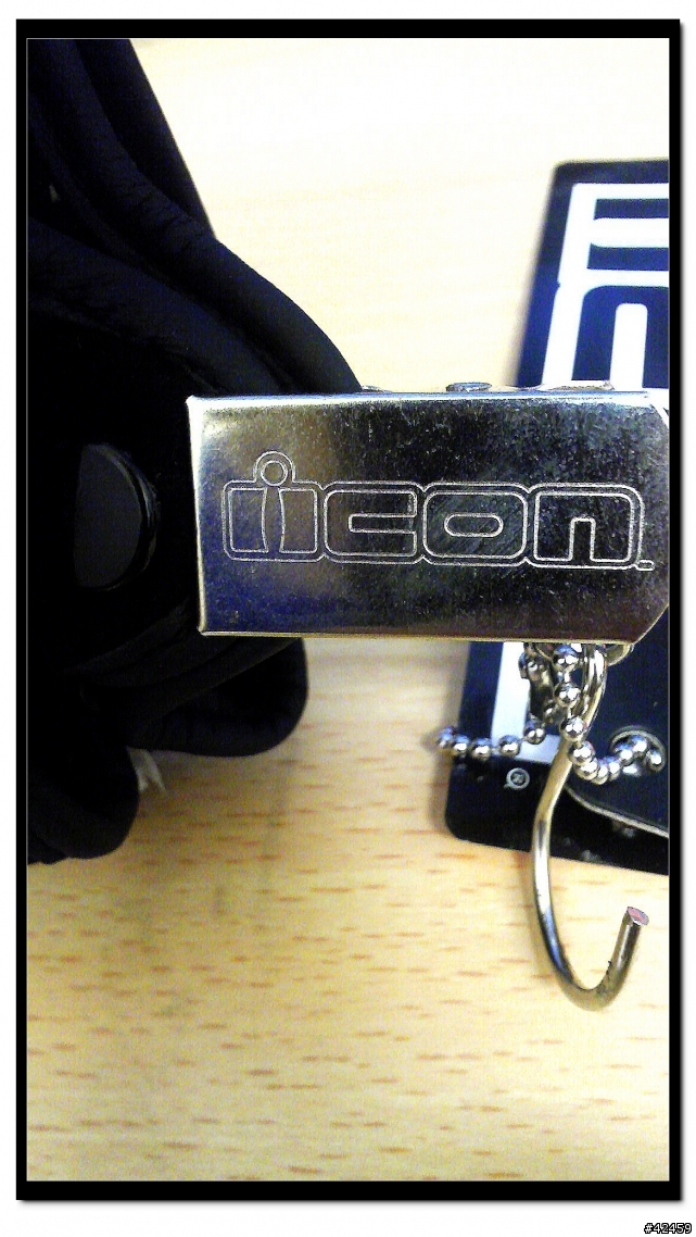 [開箱] ICON 手套 PURSUIT GLOVE [STEALTH]