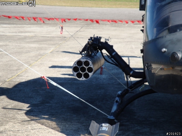 [台中新社]陸軍航空602旅-營區開放知性之旅(圖多)-新增油車和美眉