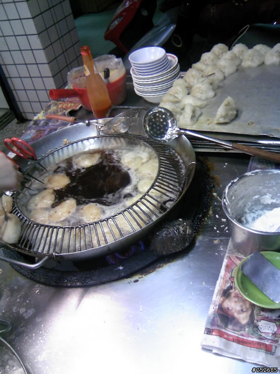 社頭的好吃肉圓-肉圓輝 (感謝26樓圖片提供)