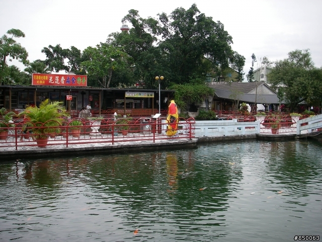 家樂福團購版 RV150 環島去 ~~