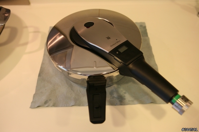 [開箱]WMF Perfect Ultra 壓力鍋+炒鍋