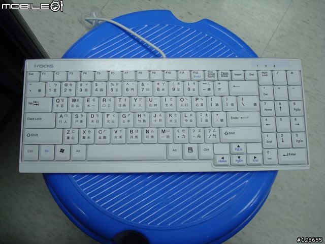 [開箱]喜歡NB鍵盤的一定要看看喔  I-ＲＯＣＫs KR-6523小鍵盤----開箱囉