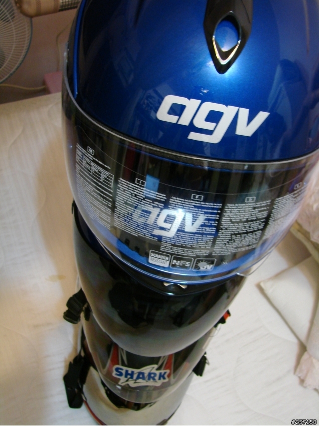 [開箱文] USA限定  電鍍藍配色 AGV Miglia Modular  可樂帽