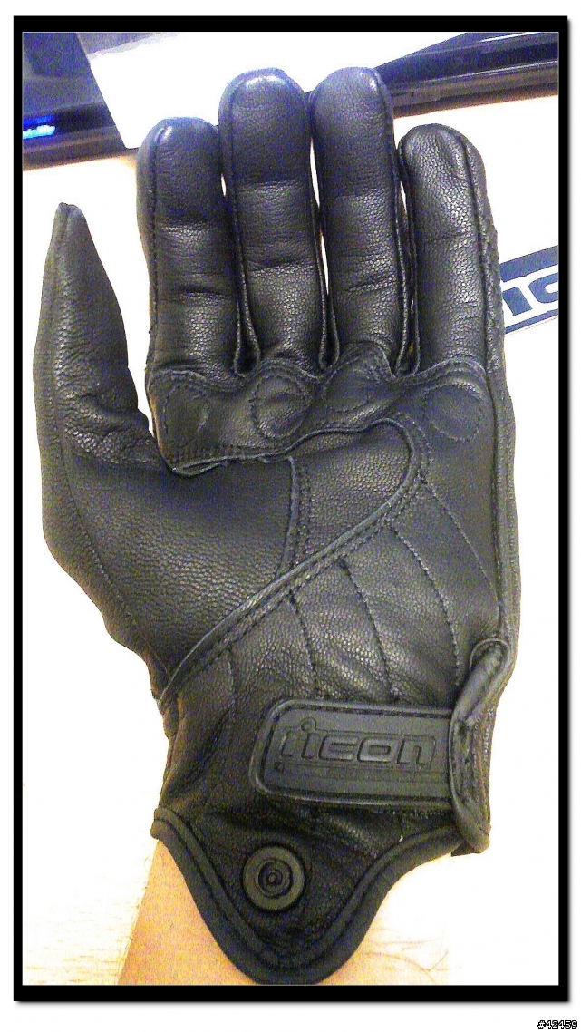 [開箱] ICON 手套 PURSUIT GLOVE [STEALTH]