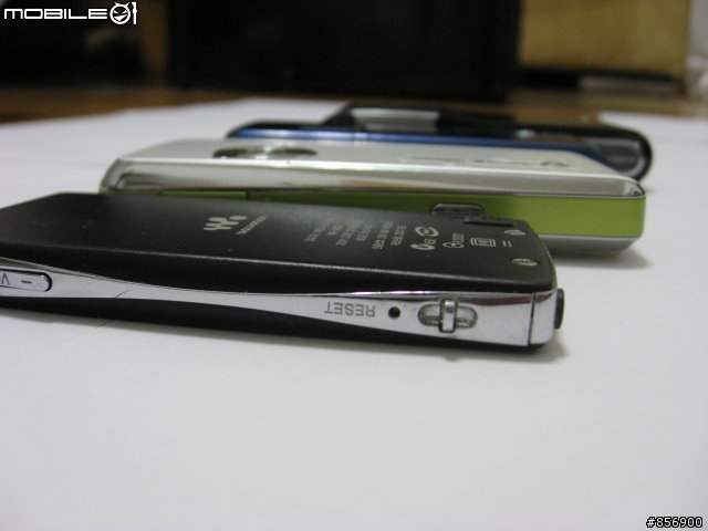 C905 包膜 (黑)VS  Canon 950IS