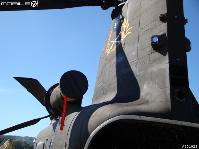 [台中新社]陸軍航空602旅-營區開放知性之旅(圖多)-新增油車和美眉