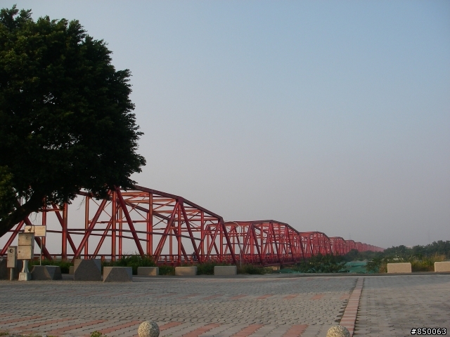 家樂福團購版 RV150 環島去 ~~