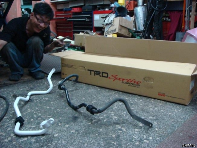 [開箱安裝]WISH TRD 防傾桿