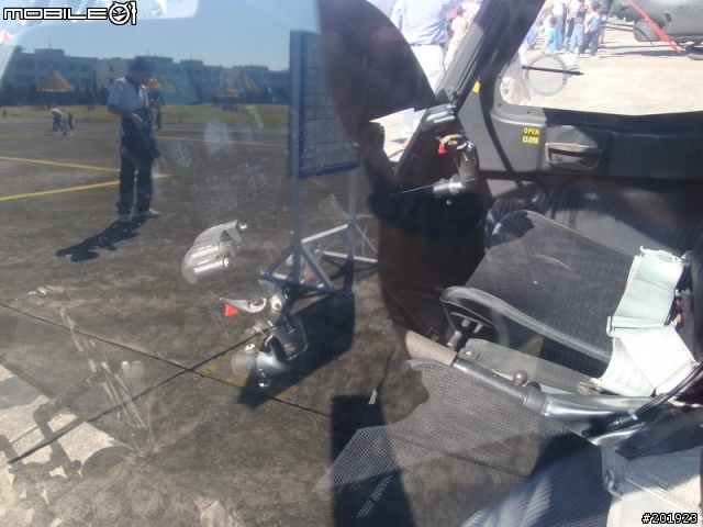 [台中新社]陸軍航空602旅-營區開放知性之旅(圖多)-新增油車和美眉