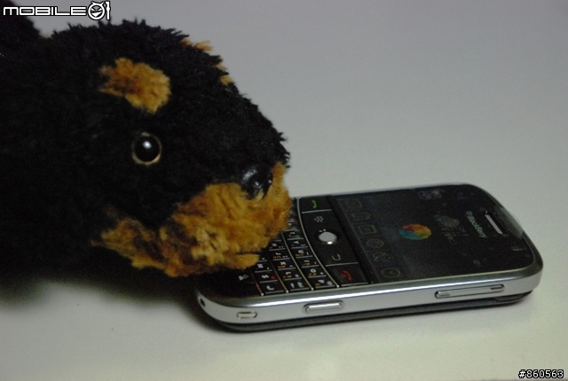 『開箱』黑莓機9000-Blackberry Bold-超不專業第一次開箱