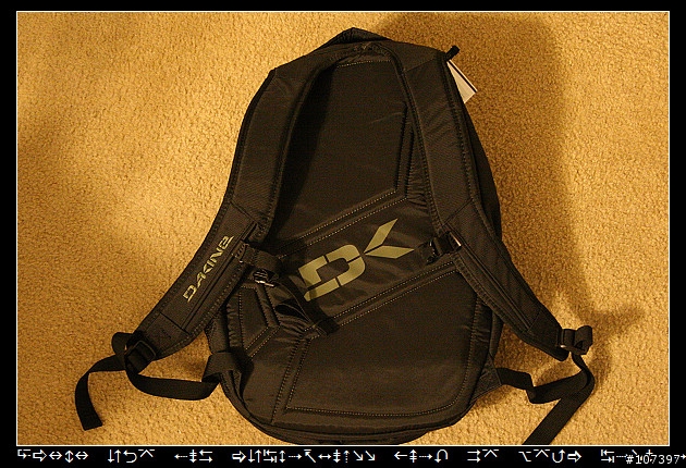 [分享] Dakine背包 Campus LG 與 Factor