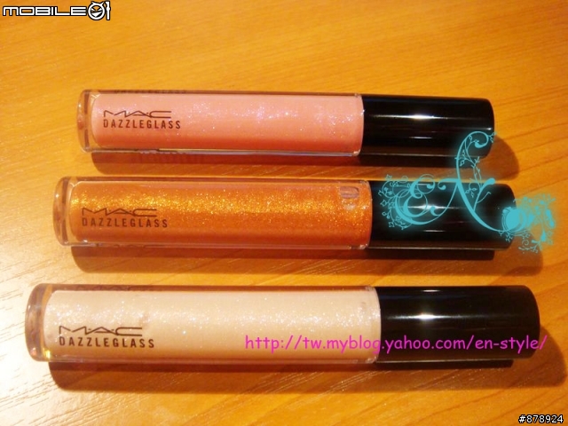 【新品試色】☆M.A.C. Holiday 2008 : Red She Said 系列 の Dazzleglass 星光魔唇 3色☆