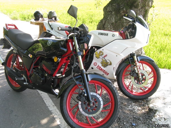 經典跑車 追風135再現江湖(RZX VS RZR)