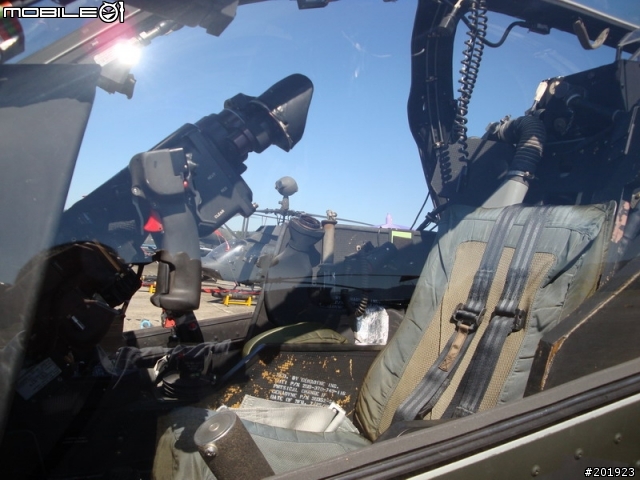[台中新社]陸軍航空602旅-營區開放知性之旅(圖多)-新增油車和美眉