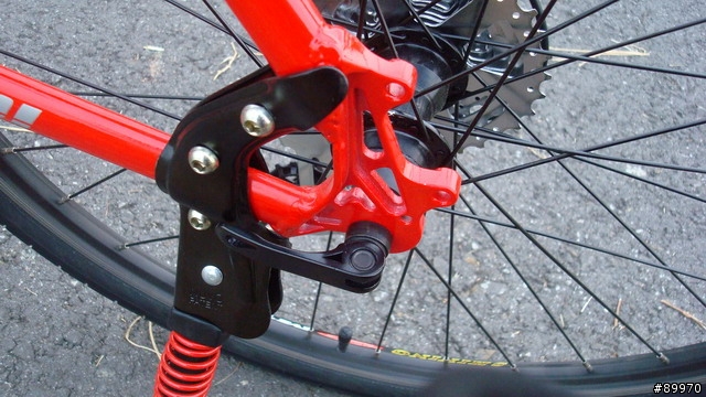 WUDI-24段入門平價登山車開箱啦+第一次外騎分享