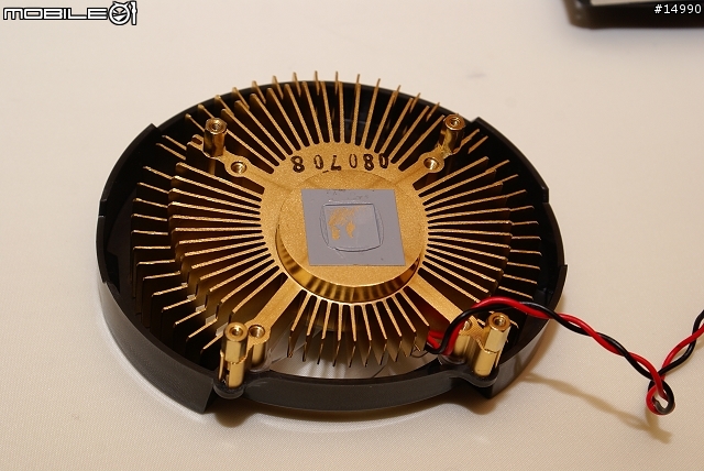 三輸出平價顯示卡大戰：ASUS EAH4670 v.s. ASUS EN9500GT TOP