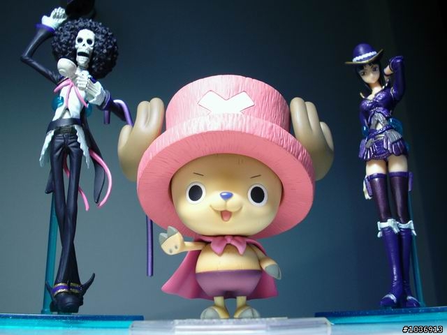 [開箱]喬巴超人POP模型 開箱!! 外加布魯克、羅賓亂入!
