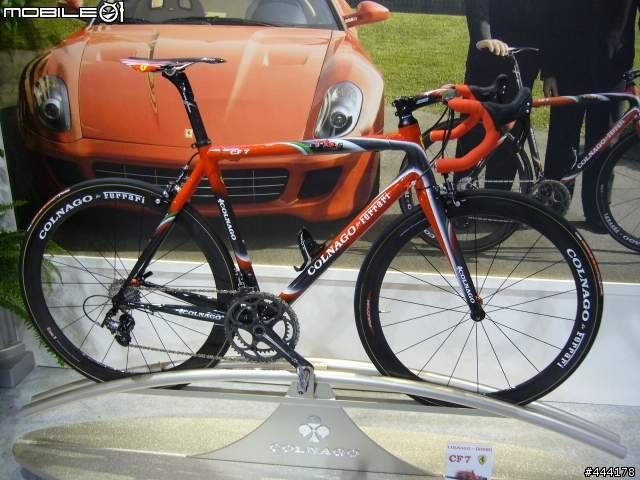 TOUR DI COLNAGO...