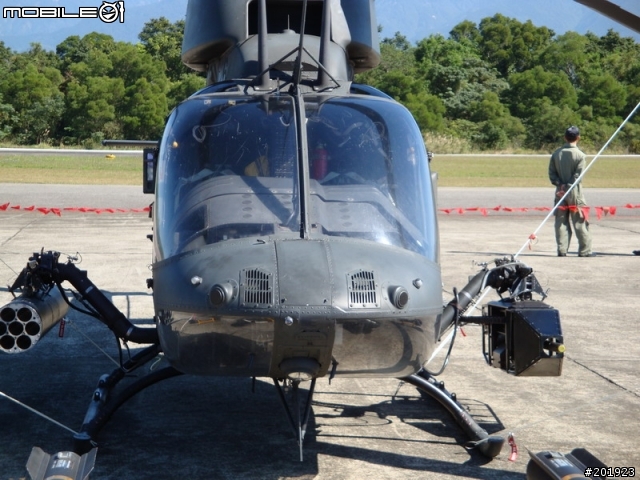 [台中新社]陸軍航空602旅-營區開放知性之旅(圖多)-新增油車和美眉